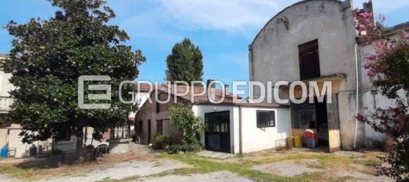 3 bedrooms Apartment in Cerea, Italy No. 323870 5