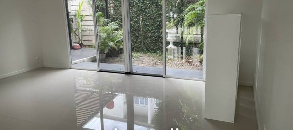 3 bedrooms Bungalow in Bangkok, Thailand No. 17841 4