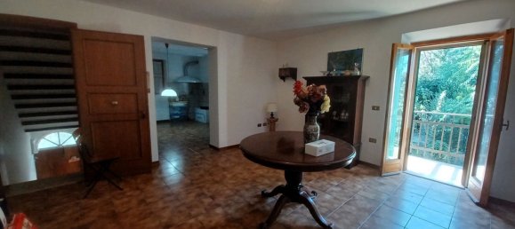 6غرفة منزل ذو طابقين في Marsciano, Italy رقم 115424 15