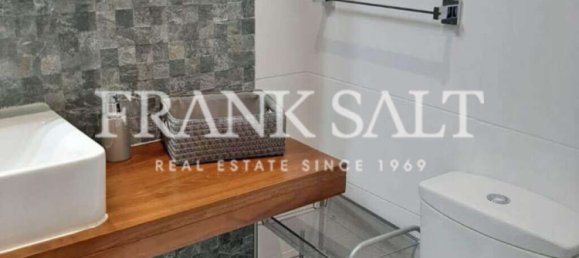 1 bedroom Penthouse in Sliema, Malta No. 10093 7