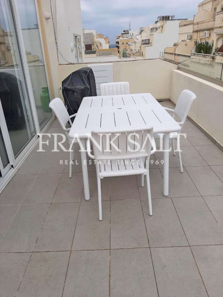 1 bedroom Penthouse in Sliema, Malta No. 10093