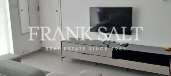 1 bedroom Penthouse in Sliema, Malta No. 10093 5