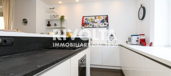 3 bedrooms Apartment in Rome, Italy No. 337135 5