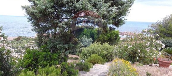 Villa de 7 dormitorios en Trinità d'Agultu e Vignola, Italy No. 215595 28