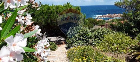 Villa de 7 dormitorios en Trinità d'Agultu e Vignola, Italy No. 215595 32