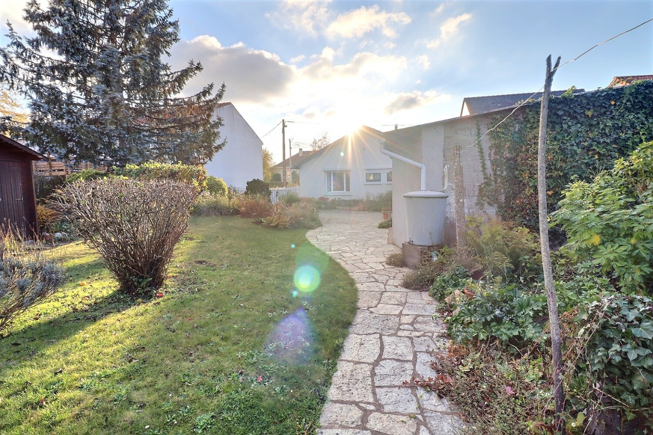 Casa de 4 divisões em Saint-Sebastien-sur-Loire, France N.º 278793