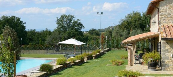 8 غرف نوم منزل في Tuoro sul Trasimeno, Italy رقم 54206 37