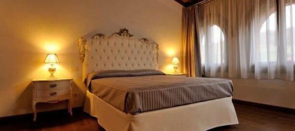 8 غرف نوم منزل في Tuoro sul Trasimeno, Italy رقم 54206 32