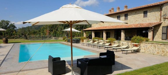 8 غرف نوم منزل في Tuoro sul Trasimeno, Italy رقم 54206 11