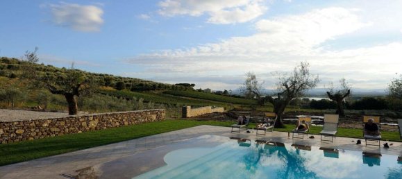 8 غرف نوم منزل في Tuoro sul Trasimeno, Italy رقم 54206 19