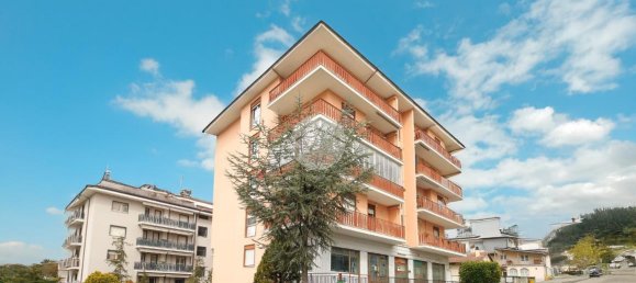 Apartamento de 2 habitaciónes en L'Aquila, Italy No. 235604 2