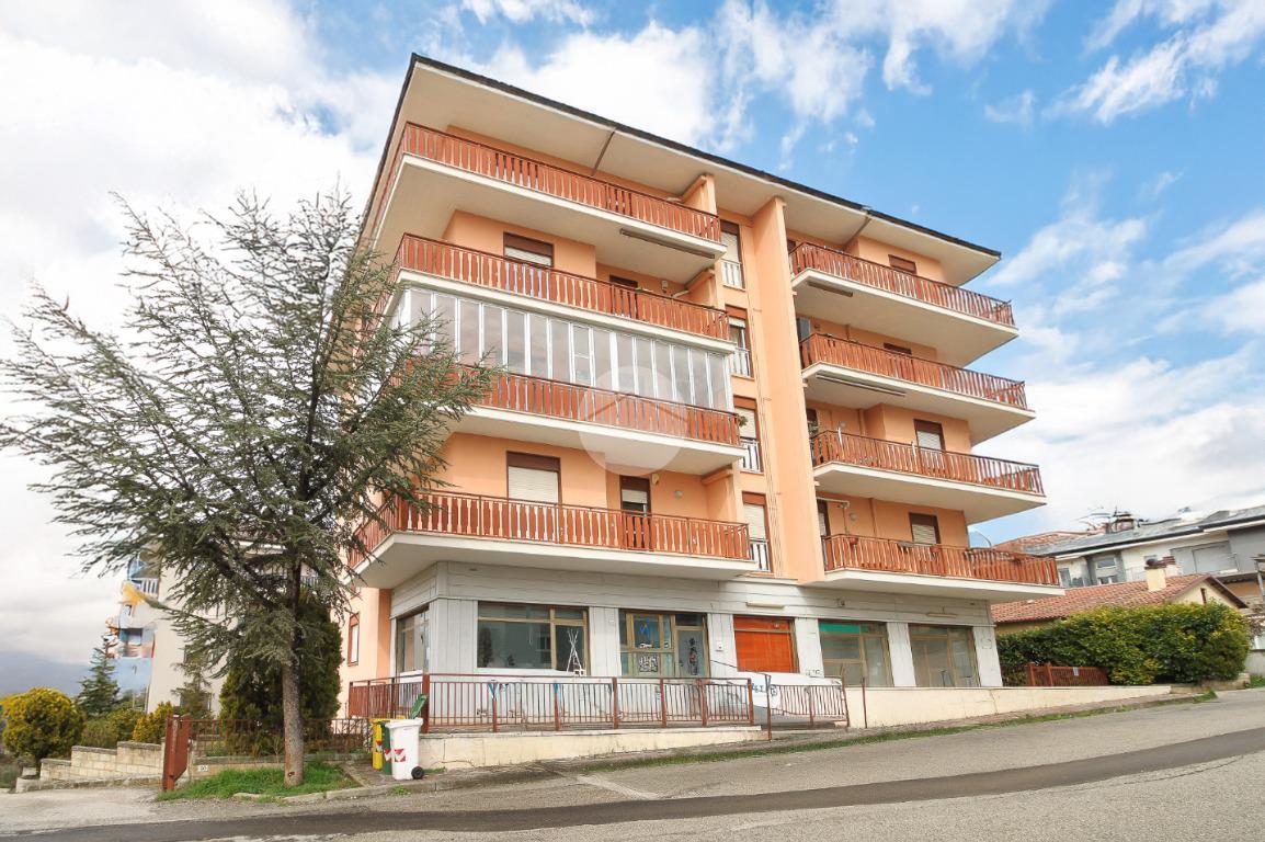 Apartamento de 2 habitaciónes en L'Aquila, Italy No. 235604