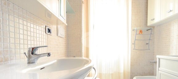 Apartamento de 2 habitaciónes en L'Aquila, Italy No. 235604 18