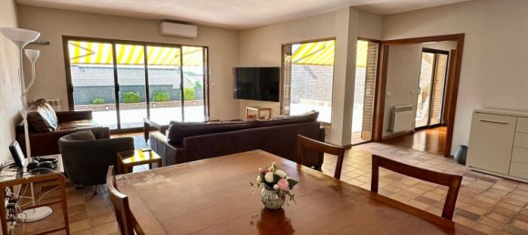 Дом с 4 спальнями в Сан-Лоренцо-де-Эль-Эскориал, Испания № 190309 4