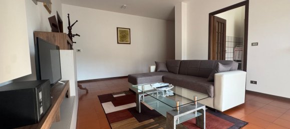 4-Zimmer Wohnung in Santo Stefano Belbo, Italy, Nr. 258830 5