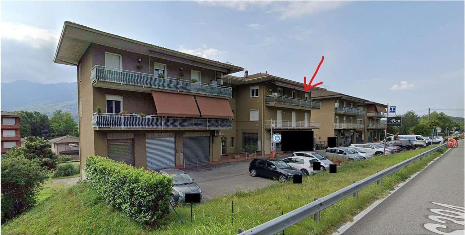 5 bedrooms Apartment in Casalzuigno, Italy No. 359541