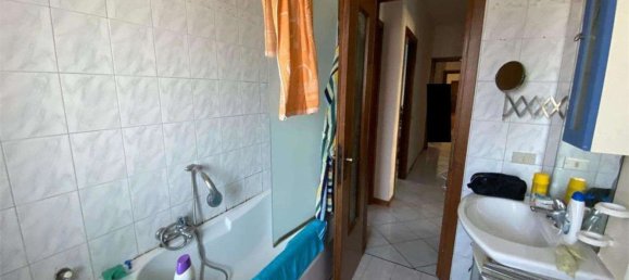 5 Schlafzimmer Wohnung in Casalzuigno, Italy, Nr. 359541 22