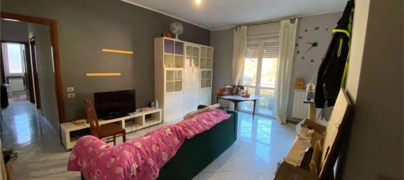 5 Schlafzimmer Wohnung in Casalzuigno, Italy, Nr. 359541 13