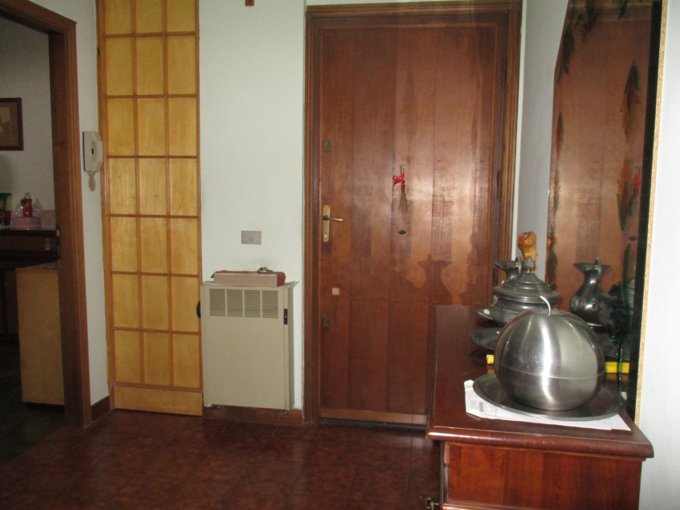 3غرفة شقة في Terni, Italy رقم 260640