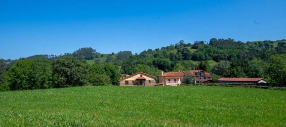 3 bedrooms House in Cantabria, Spain No. 148397 5