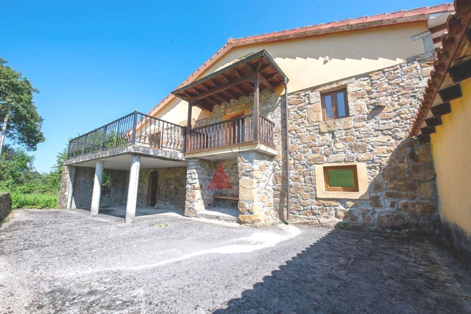 3 bedrooms House in Cantabria, Spain No. 148397