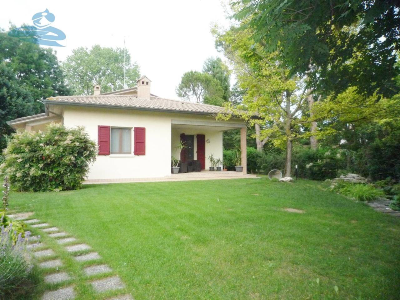 6 rooms Villa in Alfonsine, Italy No. 134176