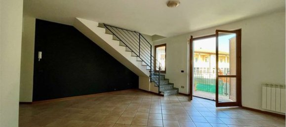 3 rooms Duplex in Vergiate, Italy No. 2381 5