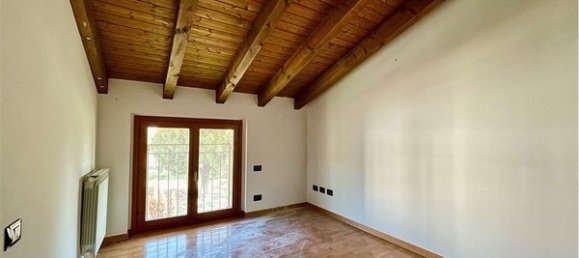 3 rooms Duplex in Vergiate, Italy No. 2381 7