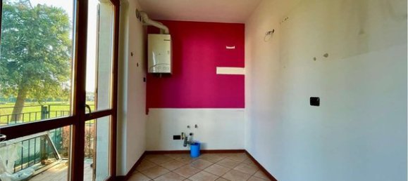 3 rooms Duplex in Vergiate, Italy No. 2381 6