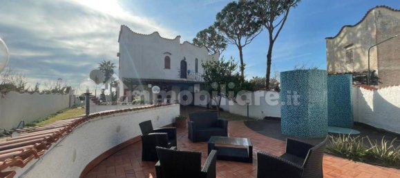 5 bedrooms Villa in Terracina, Italy No. 53513 11