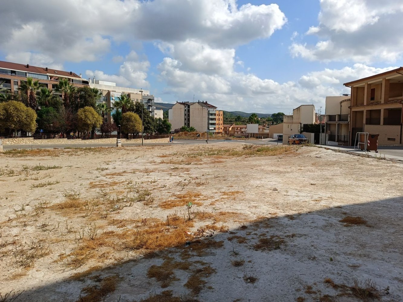  Land in L'Olleria, Spain No. 185621