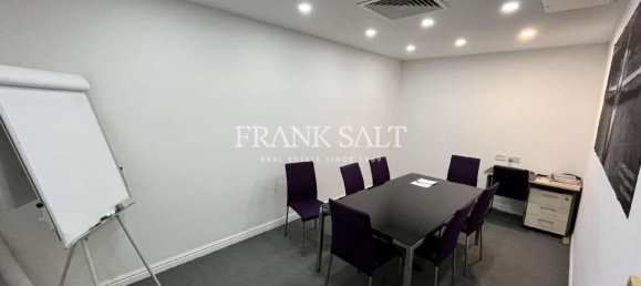 Tienda en Birkirkara, Malta 417 m² No. 11831 10