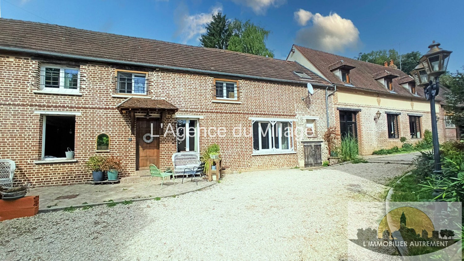 Casa de 4 dormitorios en Valdampierre, France No. 66179