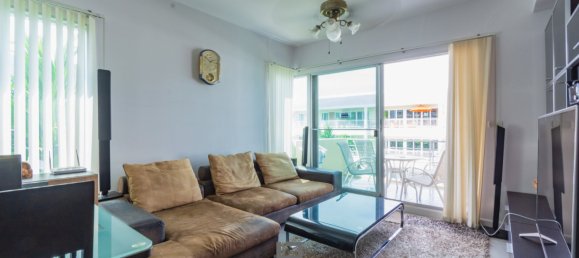 2 bedrooms Condo in Hua Hin, Thailand No. 6512 9
