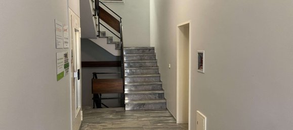 Gebäude in Krefeld, Germany 691m², Nr. 369210 3