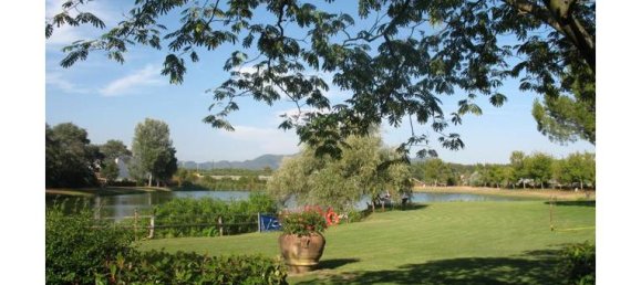 5 rooms Villa in Viareggio, Italy No. 255069 4