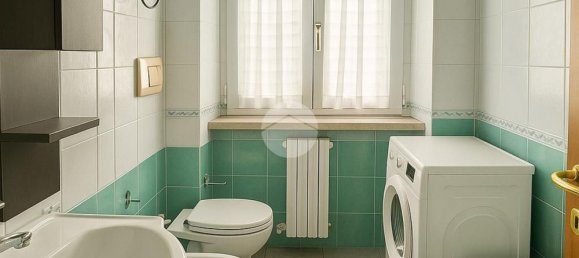 3 rooms Apartment in Foggia, Italy No. 35013 15