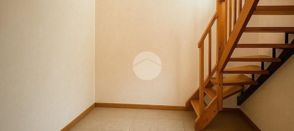 3 rooms Apartment in Foggia, Italy No. 35013 16