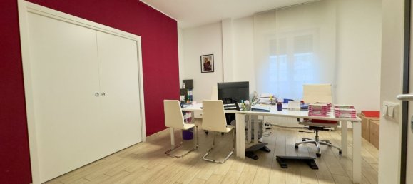  مكتب في Novara, Italy 94متر مربع رقم 203187 10