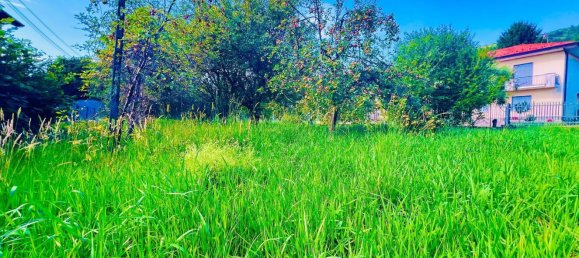 910m² Land in Cocquio-Trevisago, Italy No. 297300 3