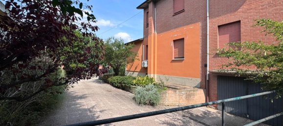 3 Schlafzimmer Haus in Castel San Pietro Terme, Italy, Nr. 315881 8