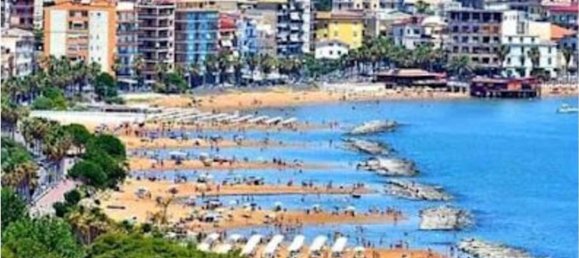 4 rooms Apartment in Cosenza, Italy No. 185392 20