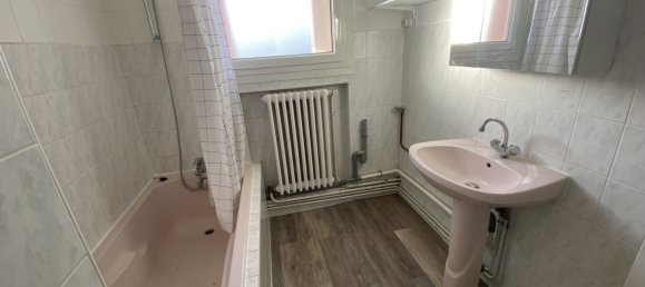 3 rooms Building in Dieulouard, France No. 92105 12