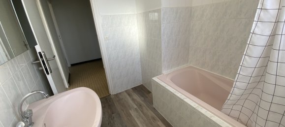 3 rooms Building in Dieulouard, France No. 92105 13