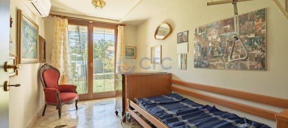 4 bedrooms Villa in Segrate, Italy No. 270423 6