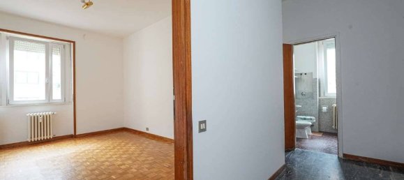 2 غرف نوم شقة في Bergamo, Italy رقم 324839 9