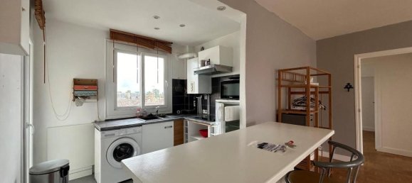 Apartamento de 4 dormitorios en Alencon, France No. 361961 3