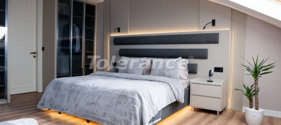 Villa 4+1 in Antalya, Turkey No. 12302 12