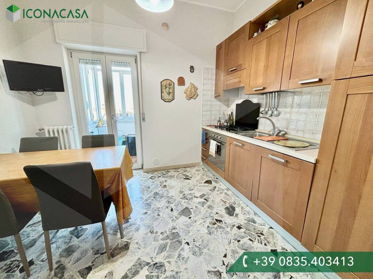 Apartamento de 2 dormitorios en Matera, Italy No. 24212