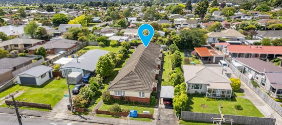 2 bedrooms House in Upper Hutt, New Zealand No. 133 12